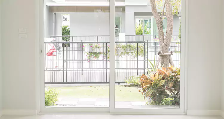 Balcony Screen Door Repair in Key West, FL