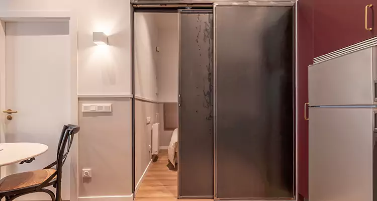 We Fix Closet Sliding Door in Key West, FL 