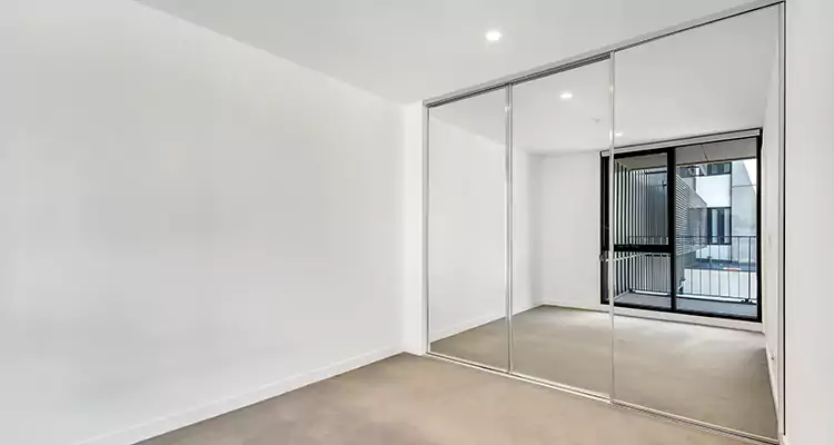 Why Homeowners Choose Us for Sliding Mirror Door Replacement in Key West, FL